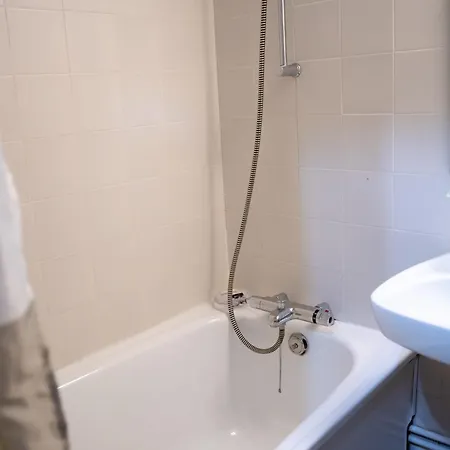 Alora - Superbe Vue Climatise Avec Piscine Daire *